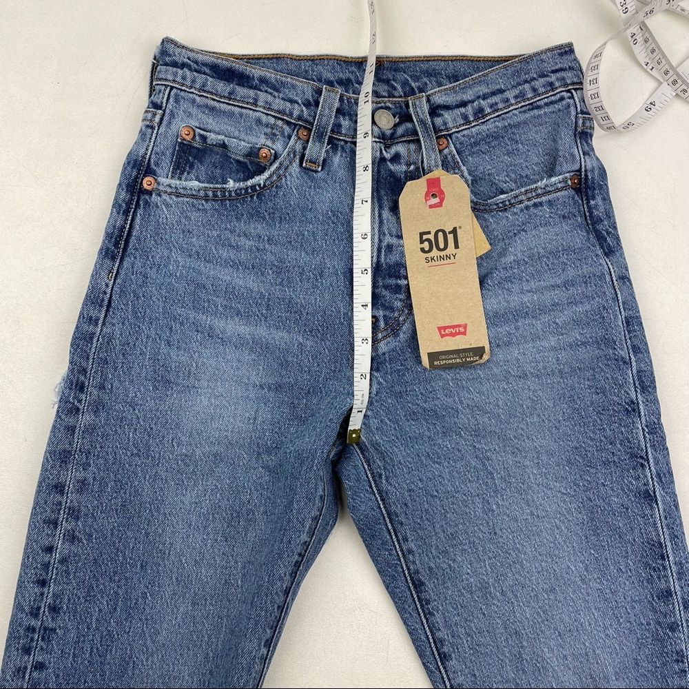 NWT Levi’s 501 High Rise Ass Rip / Butt Rip Jeans - Picture 4 of 8